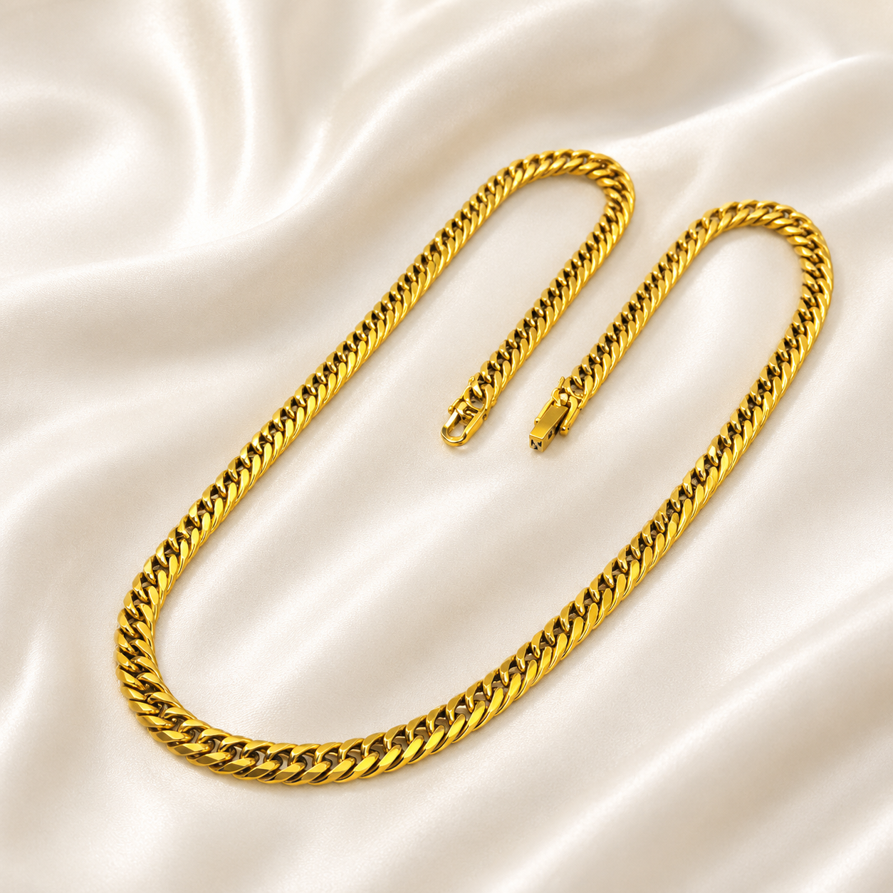 Japan Cut Gold Necklace with Clip Lock
