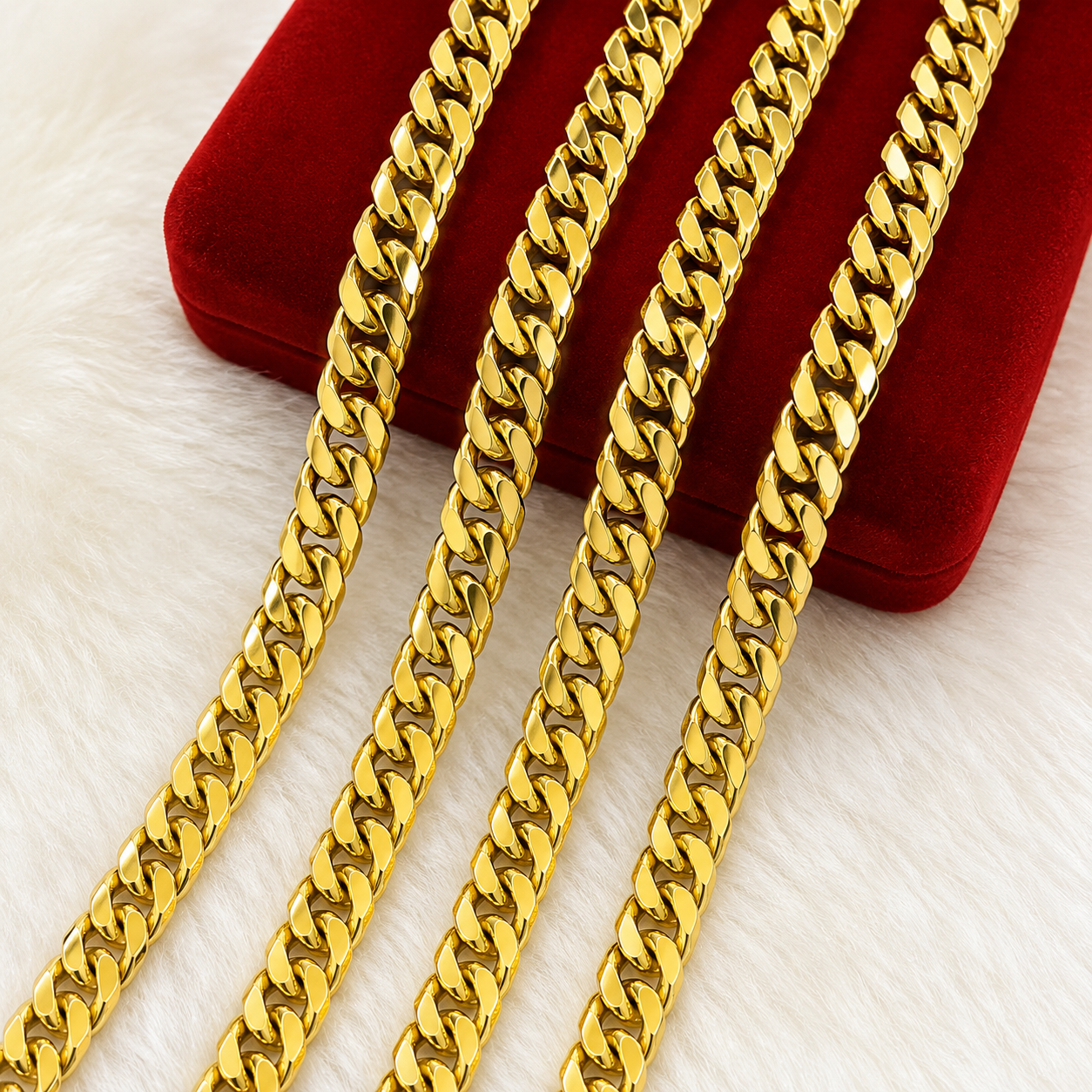 Japan Cut Gold Necklace with Clip Lock