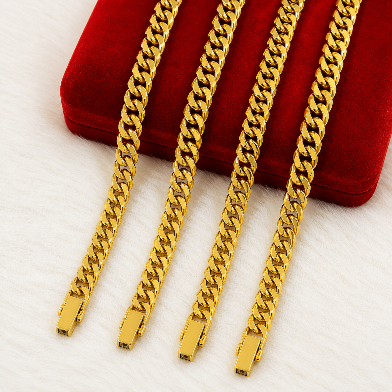 Japan Cut Gold Necklace with Clip Lock