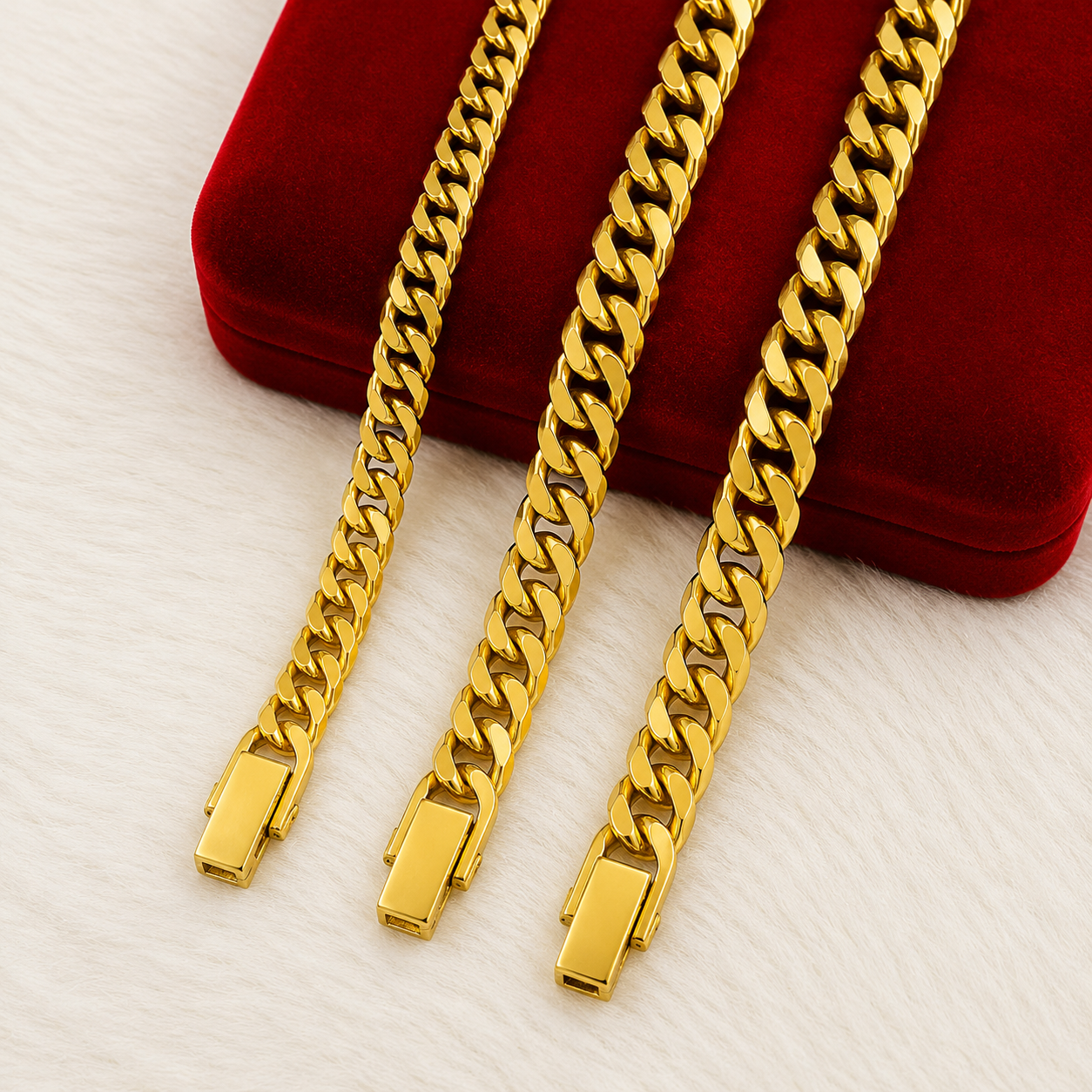 Japan Cut Gold Necklace with Clip Lock